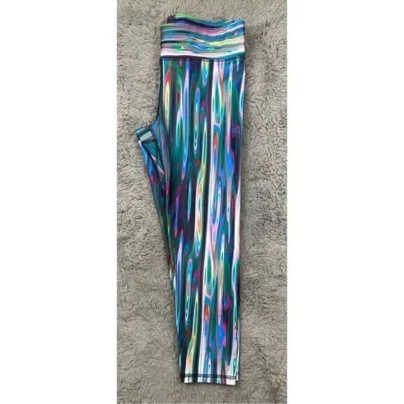Terez rainbow liquid metal crop leggings with thick waistband - Picture 4 of 5